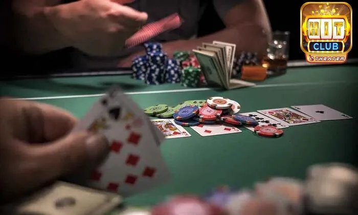 Luật Poker cơ bản không quá khó hiểu với người mới